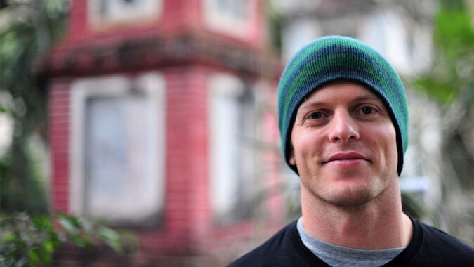 Picture of Tim Ferriss in front of a house