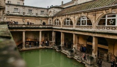 The roman bath in Bath, UK