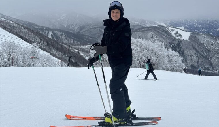 Nomadic Matt skiing in Japan