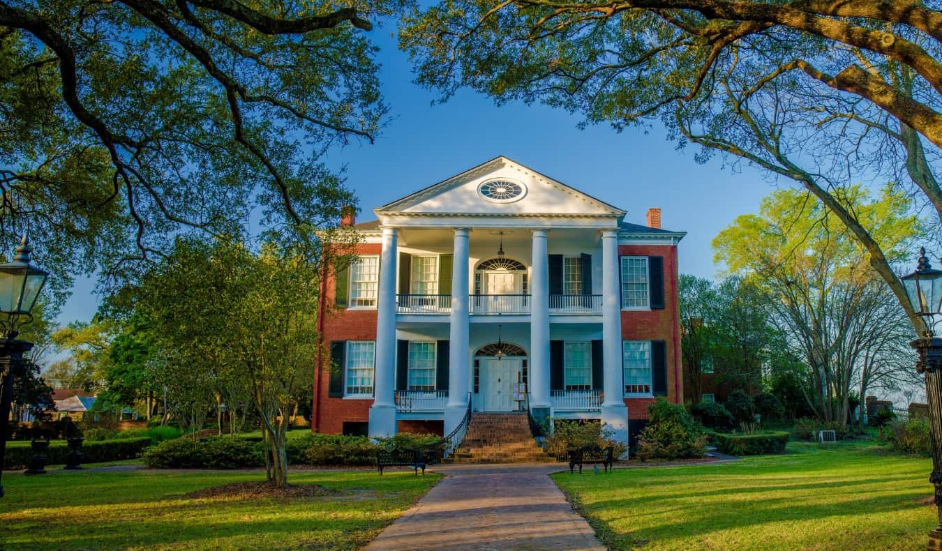 The 12 Best Things to Do in Natchez, Mississippi - Nomadic Matt