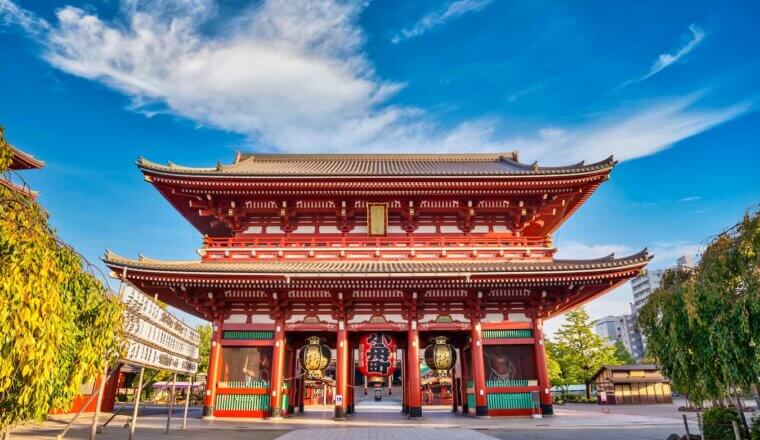 The famous Senso-ji temple in bright and sunny Tokyo, Japan