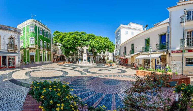 The 4 Best Hostels in Lagos, Portugal
