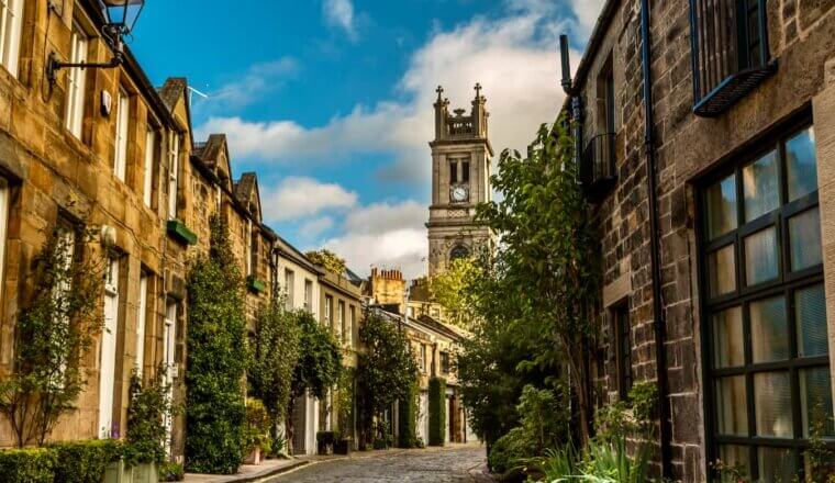 The narrow and charming Circus Lane in historic Edinburgh, Scotland on a sunny day