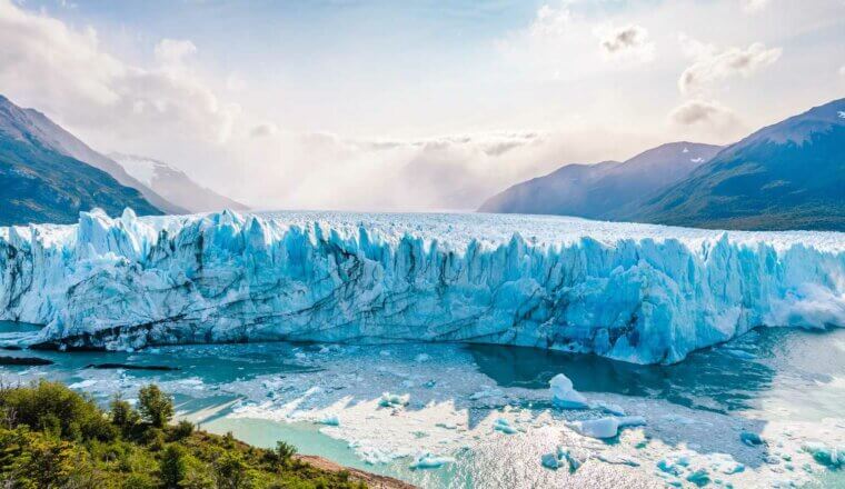 Perito Moreno Glacier in Los Glaciares National Park in Patagonia, Argentina